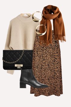 Women Hiking, Leopard Print Skirt, Outfit Fall, Outfit Women, Mode Inspo, Hiking Outfit, Autumn Outfit, 가을 패션, Print Skirt