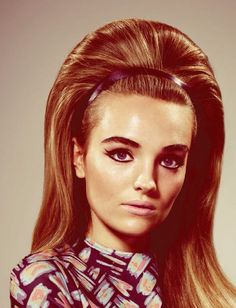 60s Inspired Hair, Hairstyles 60s, 1960s Hair And Makeup, Mod Hairstyles, Hair Retro, Beyonce Hair