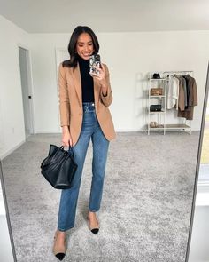 Business Casual Outfits For Women Trendy, Los Angeles Business Casual, Realtor Casual Outfits, Women’s Business Causal Outfits, Business Casual Outfits For Women Florida, Business Casual Spring 2024, Spring Business Casual Outfits 2024, Business Outfits With Jeans, Women’s Work Attire