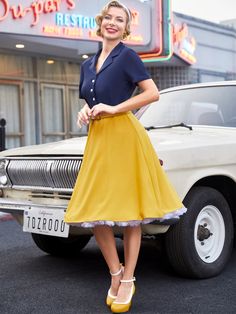 1950s Fashion Teenagers, Angelcore Fashion, Navy Blue Backdrop, 1950s Fashion Women, 1950’s Style, Tailgate Outfit, Blue Backdrop, Feminine Chic, Live In The Moment