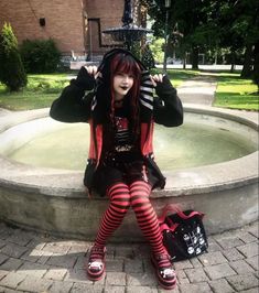 Scene Queen Outfit, Emo Scene Outfits, Scene Goth, Emo Scene Hair, Strange And Unusual, Outfits 2000s, Scene Outfits, Alt Outfits, Striped Tights