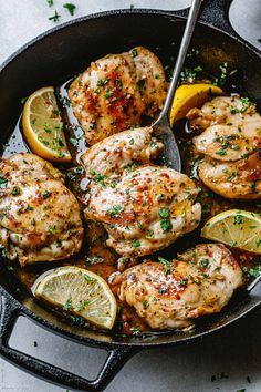 Ayam Mentega, Healthy Chicken Thigh Recipes, Lemon Chicken Thighs, Chicken Thighs Dinner, Garlic Baked, Baked Recipe, Baked Lemon Chicken, Chicken Lemon