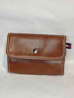 Brown leather change purse unisex Tommy Hilfiger coin bag Blue fabric lining size pictured Silver toned snap Lovely gift for anyone! Leather Change Purse, Fun Wallets, Checkbook Cover, Pearl Choker Necklace, Harley Davidson Women, Coin Bag, Choker Style, Change Purse, Coin Purses