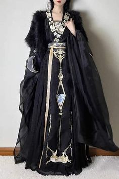 Chinese Traditional Dress Black, Black Hanfu Women, Black Hanfu, Royalty Clothing, Chinese Wedding Dress Traditional, Chinese Clothing Traditional, Chinese Style Dress