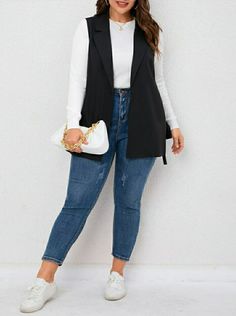 Sleeveless Blazer Outfit, Plus Size Blazers, Work Outfits Frauen, Vest Outfits For Women, Winter Mode Outfits, Outfits Gorditas, Casual Work Attire, Casual Chic Outfits, Belted Blazer