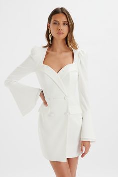 White Blazer Dress For Wedding, White Blazer Dress, Wedding Dress Outfit, Blazer Mini Dress, Lavish Alice, Structured Dress, Business Wear, Elegant Chic, White Blazer