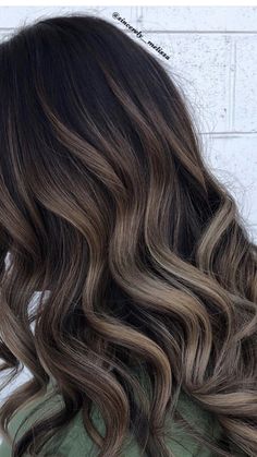 Brunette Hair With Highlights, Honey Hair, Balayage Brunette, Hair Color Balayage, Hair Inspiration Color