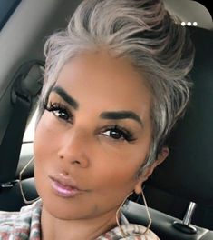 Salt And Pepper Hair Over 50, Short Salt And Pepper Hair, Silver Pixie Haircut, Silver Locs, Gray Hairstyles, Freebird Boots, Silver Haired Beauties, Black Hair Short Cuts, Tapered Natural Hair