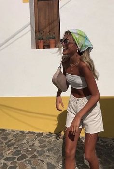 30 AFFORDABLE YESSTYLE CLOTHING PICKS [AUGUST 2020] South America Outfits Travel Fashion, Vacation Outfits Caribbean, Fun Festival Outfits, Brazilian Style Outfits, European Summer Outfits Women, Olivia Neill, Mode Hippie, Europe Outfits, Italy Outfits