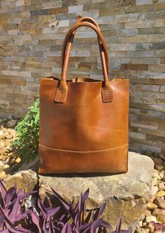 Leather Studio, Tote Bag Size, Leather Tote Bag Women, Raw Leather, Big Gifts, Leather Projects, Buffalo Leather, Top Grain Leather, Shoulder Purse