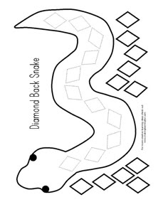 a paper snake that is cut out to look like it's in the shape of a