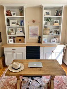 Home Office with natural and neutral palette. Organic design. Shelving staged with collection from travels. Tempting Interios. Life and Home by Design.