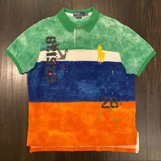 Here’s A Rare Find For Sure. Known As “The Painted Polo”. This Shirt Is In Pristine Condition. Hard Piece To Find. Size Xl Custom Fit. Vintage Ralph Lauren Men, Fashion Grails, Designer Boys, Men Over 50, Polo Men, Classy Outfits Men, Ralph Lauren Green, Lauren Green, Brand Ideas