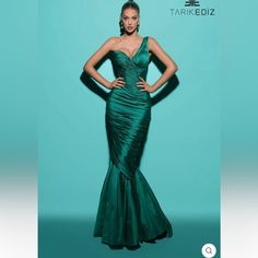 The Tarik Ediz Features A Flattering Silhouette That Accentuates Your Curves, While The Intricate Detailing Adds A Touch Of Romance. The Plunging Neckline And Open Back Create A Captivating Allure, Leaving A Lasting Impression Wherever You Go. Tafetta Dress, Tarik Ediz Dresses, Tarik Ediz, Spring 2024, 2024 Collection, Plunging Neckline, Dress First, Open Back, One Shoulder