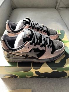 A Bathing Ape SK8 STA Ladies Size 6 (24cm) Pink | eBay Y2k Shoes Aesthetic, Vicinity Shoes, Bathing Ape Shoes, Organization Shoes, Bapesta Shoes, 00s Shoes, Sk8 Sta, Bape Shoes