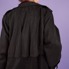 [exhales powerfully] Vintage oversized charcoal trench coat•Long sleeves•Fully lined•Oversized fit•Pockets•Buttons down the front•Storm flap in the backLABEL: Forecaster of BostonCONDITION: Vintage / ExcellentSIZE: fits oversized S/MModel is 5'10'' and a size XS/S. Please make sure to double check your measurements with the ones listed in the tab below. Oversized Utility Outerwear With Flap Pockets, Oversized Solid Outerwear With Multiple Pockets, Long Coat With Pockets For Layering, Layering Outerwear Long Coat With Pockets, Oversized Long Coat With Pockets, Oversized Utility Long Coat, Vintage Guide, Oversized Trench, Oversized Trench Coat