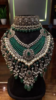 Beaded Pearl Jewellery Set From 'Queens Silver Jewellery' • South India Jewels Bridal Jewellery Indian Royals, Pearl Jewellery Set, Royal Jewellery, Silver Bridal Jewellery, Bridal Jewellery Inspiration, Wedding Jewelry Sets Bridal Jewellery, Delicate Gold Jewelry, Bridal Necklace Designs