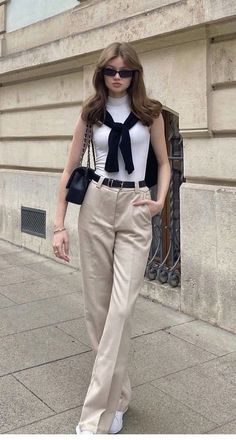 Classic Style Feminine Work Outfits, School Outfits Ideas Highschool, Timeless Fashion Outfit Ideas Classy, Japanese Restaurant Outfit, Soft Feminine Outfits Classy Casual, Oath Taking Outfit Women, Modest Preppy Outfits, Old Money Skirt Outfits, Preppy Womens Fashion