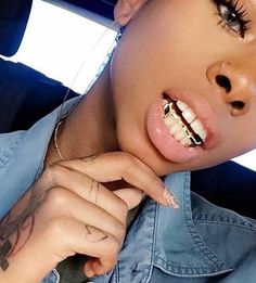 Vampire Tooth Grillz Set Tianna Taylor, Girls With Grills, Gold Slugs