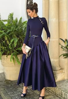 Abaya Outfit, Me Caso, Core Board, Style Women, Librarian, Wedding Centerpieces, Evening Wear, Classy Outfits, Suits For Women