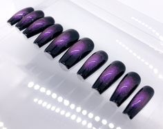 Halloween Nails Purple And Black, Dark Purple And Black Nails, Aura Nails Purple, Purple Aura Nails, Purple And Black Nails, Reflective Glitter Nails, Coffin Tips, Black And Purple Nails, Nails Aura