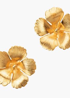 Introducing the Rowena Earrings. We designed a single golden floral stud earrings as the perfect finishing touch for your look. It pairs perfectly with our best-selling Rowena Headband, a favorite for both brides and wedding guests. Yellow Gold Flower Charm Earrings For Wedding, Gold Flower Bridal Earrings For Anniversary, Classic Flower Shaped Earrings For Wedding, Classic Yellow Gold Flower Earrings For Wedding, Elegant Gold Earrings With Flower Decoration, Gold Bridal Earrings With Flower Decoration, Yellow Gold Flower-shaped Bridal Earrings, Gold Earrings With Flower Decoration For Wedding, Gold Flower Wedding Earrings