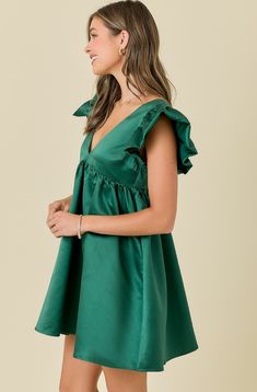 Add a pop of playful elegance to your wardrobe with our Evergreen Satin Poplin Bubble Sleeve Dress. This V-neck mini dress features statement bubble ruffle flutter sleeves, making it perfect for any occasion - especially the holidays! Bubble Sleeve Dress, Ruffle Sleeve Dress, Moisturizing Serum, Bubble Sleeve, Boutique Tops, Fall Collections, Flutter Sleeves, Mini Fashion, Dress Romper