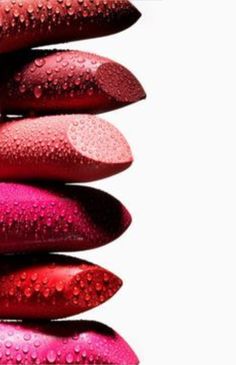 Make Up Designs, Imagenes Mary Kay, Minimalist Makeup, Cosmetics Photography, Lipstick Collection, Makeup Photography, Luxury Nails, Water Droplets