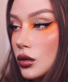 Pumpkin Spice Makeup, Fall Makeup Trend, Orange Eyeshadow, Orange Makeup, Fall Makeup Looks, Makeup Eye Looks, Eye Makeup Art, Fall Makeup