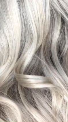 Ice White Hair, Pearl Ash Blonde, 2022 Haircut, Locks Braids, Blonde Inspiration, Dimensional Hair, Really Curly Hair, Toned Hair, Beige Blond