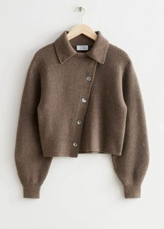 Best Cardigans, Knitwear Trends, Straight Clothes, Rib Knit Cardigan, Birkenstock, Knit Cardigan, Fashion Inspo Outfits, Hair Hair