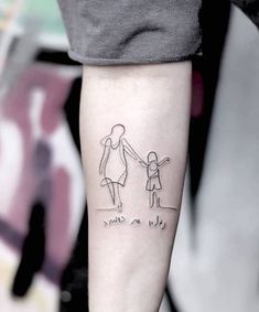 71 Hearty Mother Daughter Tattoos With Meaning Grandchildren Tattoos, Tattoos For Moms, Tattoo For Baby Girl, Tattoo Line, Omerta Tattoo, Mother Tattoos