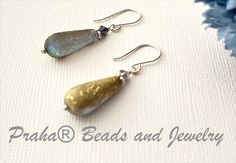 These Czech Glass Textured Dangle Drop Earrings look vintage with a gold/gray finish on them. These earrings can be dressed up or down. Glass Texture, Look Vintage, Earrings Vintage, Gold Texture, Sterling Silver Earrings, Swarovski Crystals