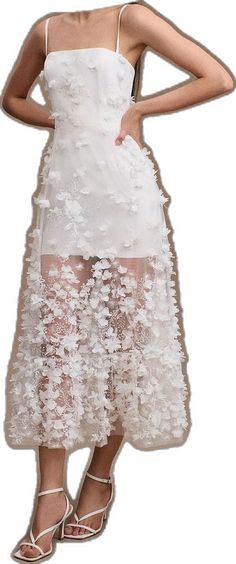 Elegant Tulle Gown For Garden Party, Floor-length Tulle Dress With Floral Applique, Floral Embellished Dresses For Wedding And Prom, Floral Embroidery Dresses For Wedding And Prom Season, Spring Tulle Gown, Floral Embroidered Dresses For Wedding And Prom, Floor-length Wedding Dress With Floral Embroidery, Wedding Dresses With Floral Embroidery, Floor-length, Wedding Floor-length Dress With Floral Embroidery