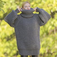 Merino Wool High Neck Chunky Knit Sweater, High Neck Chunky Knit Merino Wool Sweater, Merino Wool Chunky Knit Turtleneck With Funnel Neck, Cozy Merino Wool Chunky Knit Turtleneck, Cozy Hand-knitted Turtleneck, Knitted Merino Wool Turtleneck, Chunky Knit Turtleneck Knitting Pattern, Gray Chunky Knit Pattern For Winter, Gray Chunky Knit Knitting Pattern For Winter