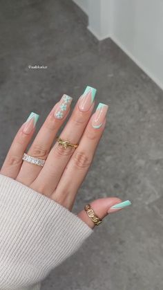 Cute Nails Square Medium, Summer Acrylic Nails Square Medium, Summer Nails Square Medium, Medium Short Acrylic Nails, Easter Nail Ideas, Nails Products, Gel Paint, Easter Nail