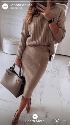 Mocha Mousse, Plain Sweaters, Autumn Outfits, Causual Outfits, A Skirt, Fall 2024, Winter Fashion Outfits, Fall Winter Outfits, Smart Casual