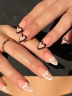 Heart Nail, Pretty Gel Nails, Soft Nails, Heart Nails, Pretty Acrylic Nails, Short Acrylic Nails, Nail Arts, Valentine's Day Nails