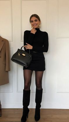 Fall Cocktail Attire For Women, Styling With Kenzie, Outfit Bureau, Black Elegant Outfit, Cute And Cozy Outfits, Into Outfit, Comfy Outfit Ideas, Day Out Outfit, Aesthetic Styles