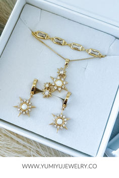 DIAMOND STAR NECKLACE - GOLD FILLED Diamond Star Necklace, Star Necklace Gold, Jewellery Earrings, Sparkling Diamond, Diamond Star, Necklace Fashion, Gold Filled Jewelry, Sparkle Diamonds, Star Necklace