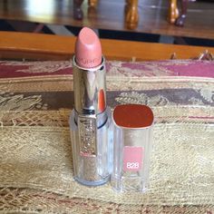 New. Never Use. Natural Brown Color Lipstick. Skin Color Color Lipstick, Makeup Natural, L Oreal, Natural Brown, Lipstick Colors, Makeup Lipstick, Skin Color, Brown Color, Natural Makeup