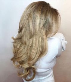 2000s Layered Hair, Cool Blonde Hair, Hairstyles For Layered Hair, Blonde Hair Inspiration, Work Hairstyles, Hair Color And Cut, Hair Inspo Color