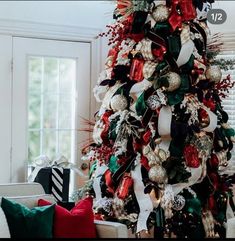 a decorated christmas tree in a living room