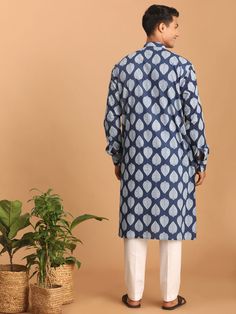 SHVAAS By VASTRAMAY Men's Blue Leaf Print cotton Kurta With White Pant Style pyjama Set Introducing the elegant and stylish SHVAAS By VASTRAMAY Men's Blue Leaf Print Cotton Kurta with White Pant Style Pyjama Set. Perfect for any traditional occasion or festive celebration, this set offers a blend of comfort and fashion. Key Features Elegant blue leaf print design Comfortable cotton fabric Full sleeves kurta with a mandarin collar White pant style pyjama for a complete ethnic look Perfect for tra Blue Cotton Sleepwear With Pockets, Blue Cotton Kurta With Relaxed Fit, Cotton Straight Kurta For Loungewear, Blue Cotton Sets With Long Pants, Fitted Cotton Kurta In Indigo, Fitted Indigo Cotton Kurta, Casual Cotton Kurta For Loungewear, Traditional Wardrobe, White Pant