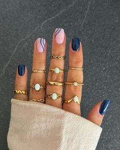 Get inspired for your next winter manicure with these 46 beautiful blue nail designs. From icy blues to deep navy shades, these winter nails will give you plenty of ideas for your next trip to the nail salon. Navy Blue Nails, Milky Nails, September Nails, Short Gel Nails, Smink Inspiration