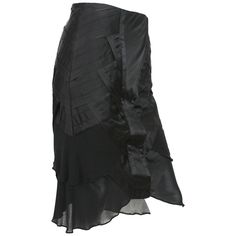 Tom Ford for GUCCI F/W 2004 Collection Designer size 40 - US 4 Black Silk Pleated Skirt, 68% Silk, 25% Nylon, 7% Elastane, Side zip closure, Fully Lined. Measurements: Length - 24.5 - 27 inches, Waist - 30 ". Made in Italy New with tag. Asian Street Wear, Runway Skirt, Silk Pleated Skirt, Tom Ford For Gucci, 2004 Runway, Gucci Runway, Tom Ford Gucci, Dream Wishlist, Fall Fashion Skirts