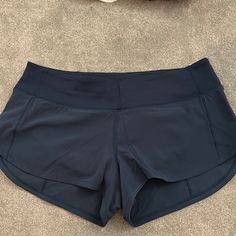 Navy Lululemon Speed Up Shorts In 2.5 Inch Inseam. Never Worn! Lululemon Shorts Outfit, Comfy School Outfits, Speed Up Shorts, Lulu Shorts, Lululemon Speed Up Shorts, Cute Pajama Sets, Volleyball Outfits, Lazy Day Outfits, Lululemon Shorts