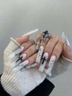 Nails Metallic Chrome, Girl Money, Sharp Nails, Retro Nails, Black Acrylic Nails, Hard Nails, Gothic Nails, I Am Rich