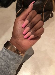 Acrylic Nails Natural, Classy Nail Art Ideas, Shiny Nails Designs, Ombre Acrylic Nails, Short Nail, Coffin Nails Designs, Matte Nails