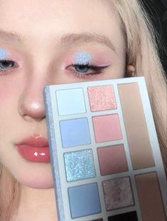 Eye Makeup Pink And Blue, Pastel Pink And Blue Eyeshadow, Pink Blue Makeup Looks, Pink Makeup Blue Eyes, Light Blue And Pink Makeup, Blue Pink Eye Makeup, Cinnamoroll Makeup Look, Blue Blush Makeup, Blue And Pink Eyeshadow Looks